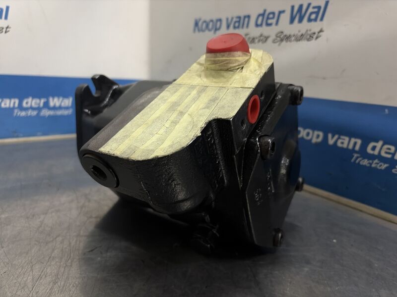 HYDR. PUMP - New Holland T7 Series Autocommand - Image 2