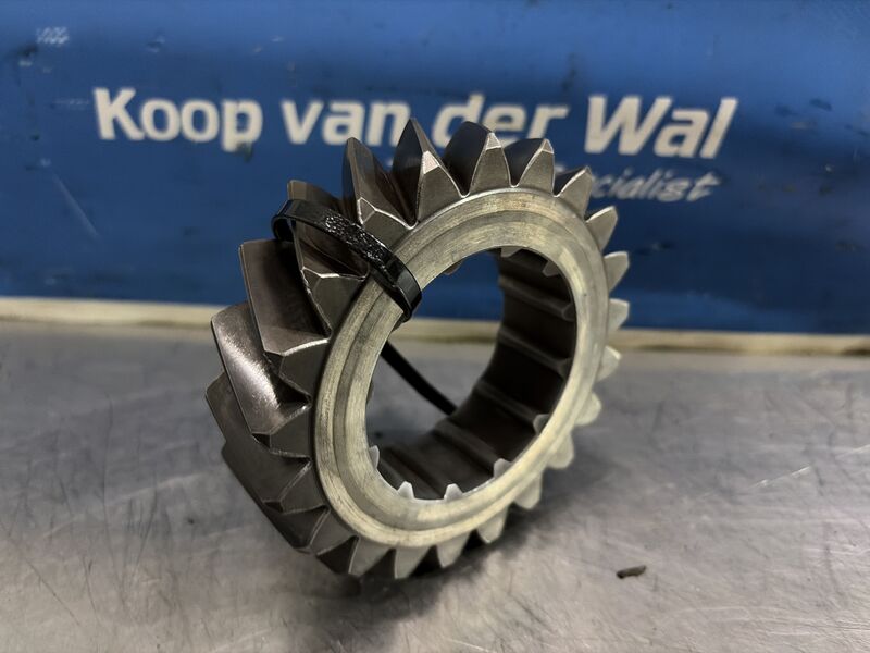 GEARBOX - John Deere 6000- 30 6 cyl.